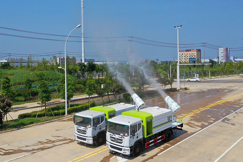 國六東風(fēng)D9 10噸（方罐）抑塵車(chē)