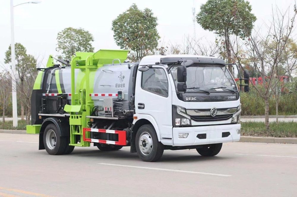 國六6.5立方東風(fēng)多利卡D7餐廚垃圾車(chē)