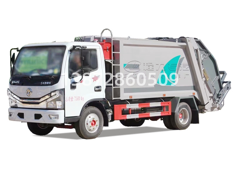 東風(fēng)小多利卡6方壓縮式垃圾車(chē)