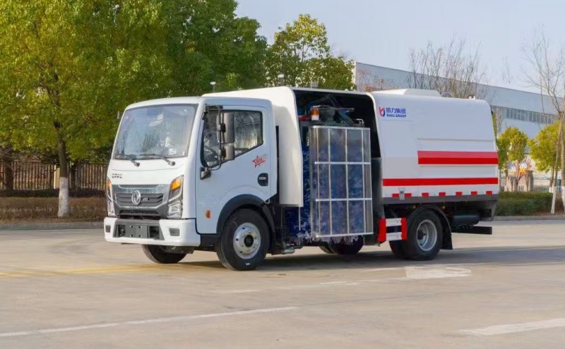 東風(fēng)護欄清洗車(chē)技術(shù)參數產(chǎn)品推薦【內含生產(chǎn)廠(chǎng)家價(jià)格】