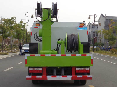 程力威牌CLW5070TQYD6型清淤車(chē)-后部照片