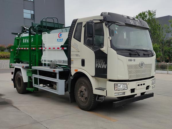 解放12方密封餐廚垃圾車(chē)