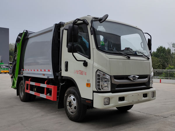 福田6-7方壓縮式垃圾車(chē)