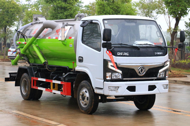 在操作吸污車(chē)時(shí)有哪些需要注意的？